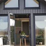 Cozy In - Sauna Included, Hot Tub 60 Eur *