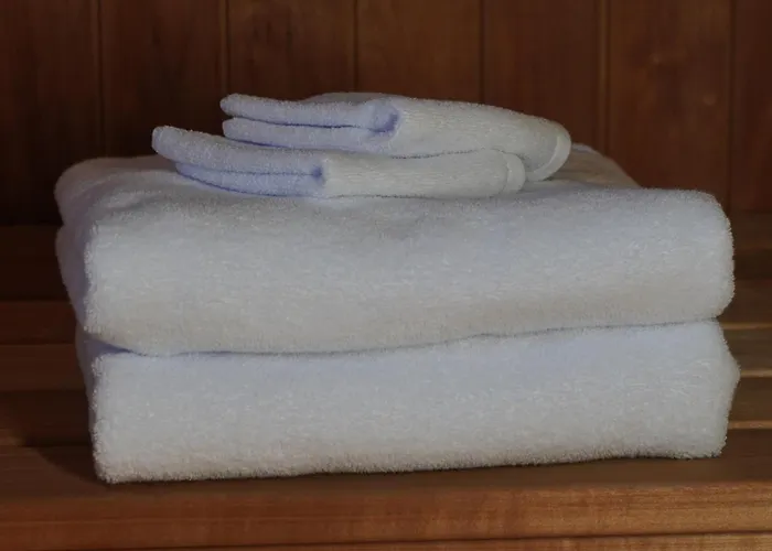 Будинок відпочинку Cozy In - Sauna Included, Hot Tub 60 Eur Рига