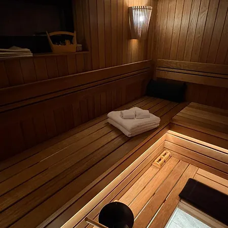 Cozy In - Sauna Included, Hot Tub 60 Eur 펜션 *